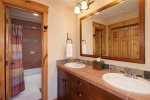 Bathroom 2 - 3 Bedroom - Settler`s Creek Town Homes